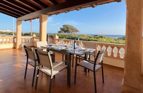 Sa Rapita Casa | "Es Vell Marí" Casa en primera línea con vistas al mar, parking privado y WiFi