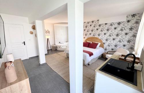 Queven Apartamento | Escale Douceur avec Spa Privé Ambiance Bohème