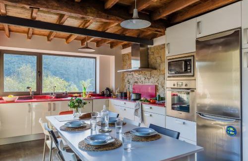 Santa Eulalia de Morcin Casa | Escapada única desconexión, paz y vista increíble