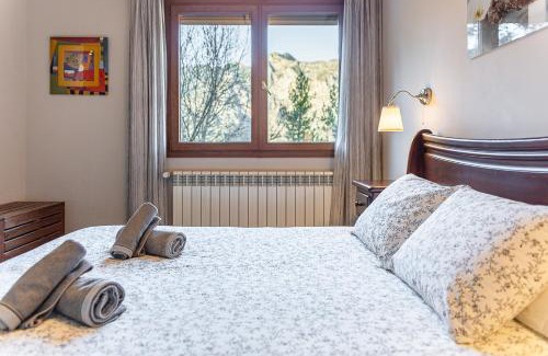 Aixirivall Apartamento | Escapada Natural con Parking, Vistas y Jardín