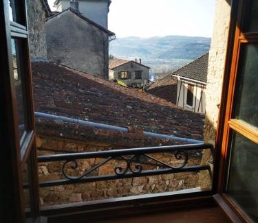 Capdenac-Le-Haut Apartamento | Escapade médiévale à Capdenac-le-Haut