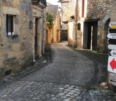 Capdenac-Le-Haut Apartamento | Escapade médiévale à Capdenac-le-Haut