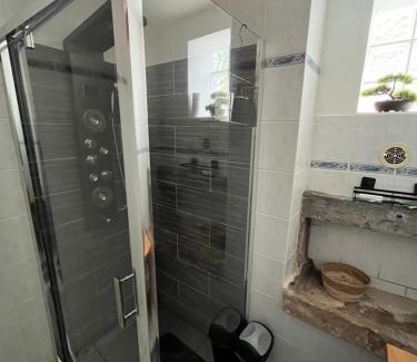 Capdenac-Le-Haut Apartamento | Escapade médiévale à Capdenac-le-Haut