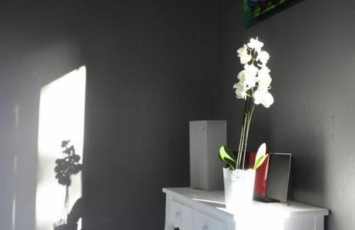 Benamenil Casa | Escapade nature : maison indépendante avec grand jardin, cheminée et activités à proximité - FR-1-584-4