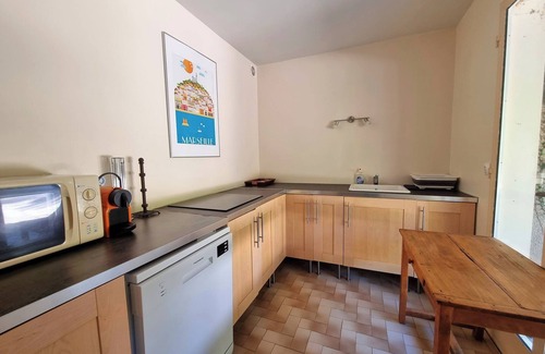 Ventabren Casa | Escapade Provençale : Piscine, Climatisation, Ping-pong
