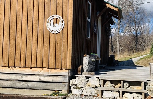 Thorn Hill Cabina | Escape life’s busyness at Bear in Mind cabin