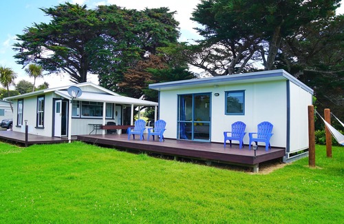 Tutukaka Cabaña | Escape to a beautiful coastal cottage!