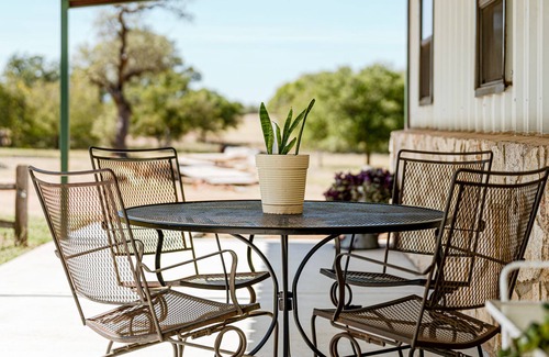 Llano Casa | Escape to Faulkner Ranch & Horse Hostel Countryside!