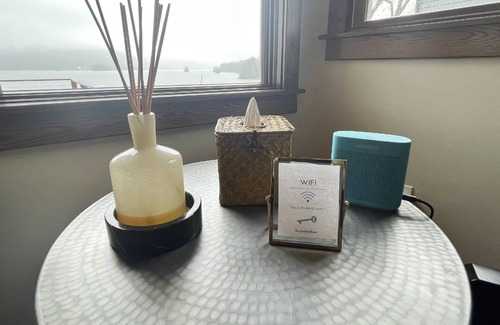 Danbury Casa | Escape to Intimate Couples Lakeside Retreat, Southwest Aesthetics, Outdoor Space Galore