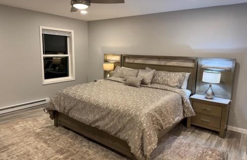 Gouldsboro Casa | Escape to Luxury in the Poconos Your Year-Round Family Retreat