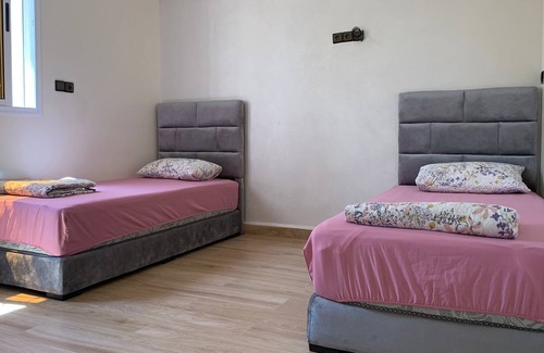 Sidi Bibi Villa | Cosy villa w/swimming pool --- 14 min from the beach!!