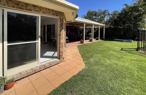 Suffolk Park Casa | Escape to Marati for the perfect family holiday