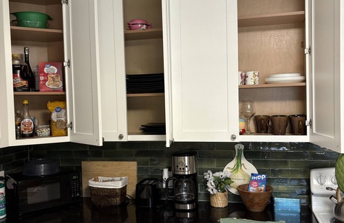 McKinney Casa | Escape to Moss Meadows: Your Serene Trip Awaits - Pet Friendly -