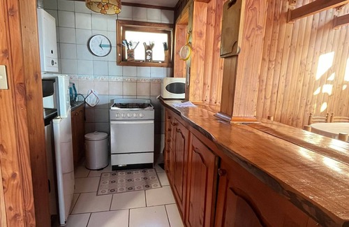 Panguipulli Cabina | Escape to Our Cosy Wooden Cabin on Lake Calafquén: Your Perfect Staycation