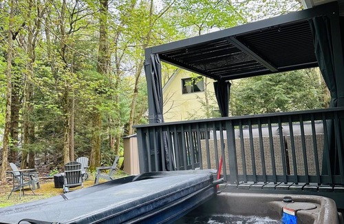 Pocono Summit Casa | Escape to our Pocono Summit retreat near lakes, ski slopes, and hiking trails