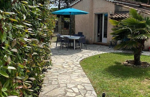 Montauroux Villa | "Le Lavandin": Mas Montauroux (Provenza-Costa Azul), piscina privada. wifi