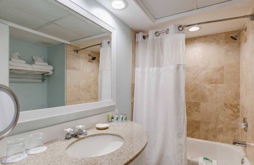 St. Pete Beach Complejo | Escape to Paradise at Bluegreen Vacations at TradeWinds Resort-1 Bedroom