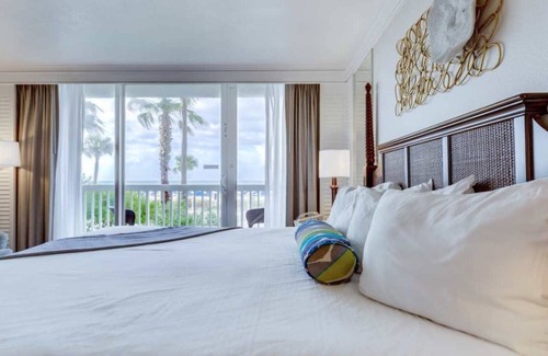 St. Pete Beach Complejo | Escape to Paradise at Bluegreen Vacations at TradeWinds Resort-1 Bedroom