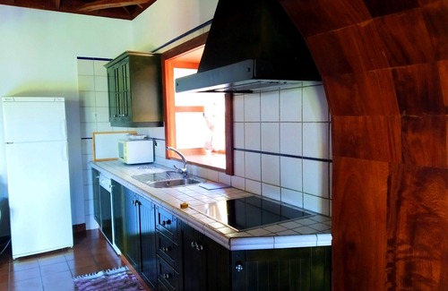 Tijarafe Cabaña | El lugar para el descanso. Casa íntima entre plataneras con piscina privada