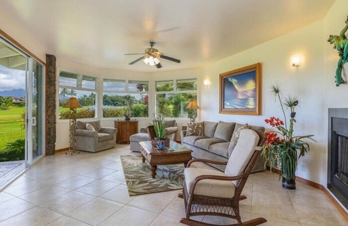 Queen Emmas Bluffs Casa | Escape to Paradise - 2-Bedroom Luxury Home with Spectacular Views