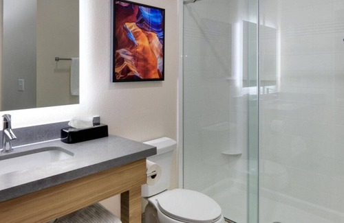 Hurst Casa | Escape to Sumptuous Studio Suite! Pets Allowed