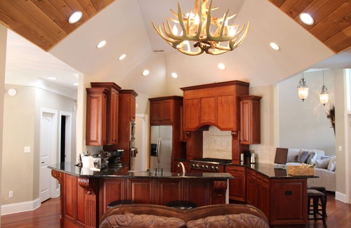Denver Casa | ESCAPE TO THE LAKE! ￼QUIET cove, RELAXING pool, with own dock!