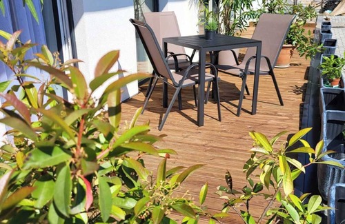 Ohrid Apartamento | Escape to tranquility vacation at this serene retreat in Sv. Stefan, Ohrid