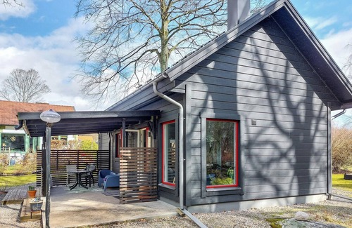 Hassleholm Municipality Casa | Escape your everyday life and relax in this pretty holiday home with garden.