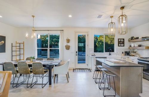 Driftwood Casa | Escondida Farmhouse