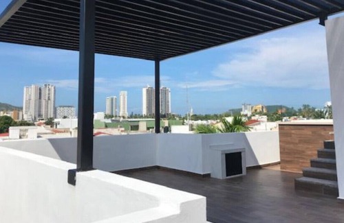Lomas de Mazatlan Apartamento | Escondido Blue #8 en zona lomas super centrica!