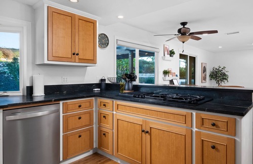 Felicita Casa | Escondido Escape