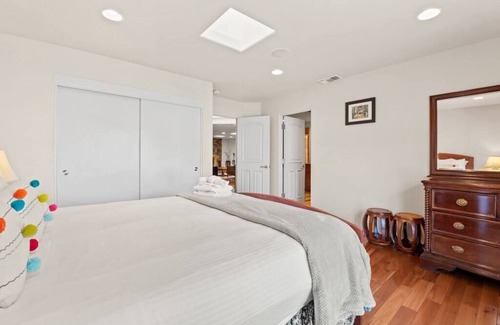 Lake Hodges Casa | Escondido Villa w/ Movie Theater, Garden, GameRoom
