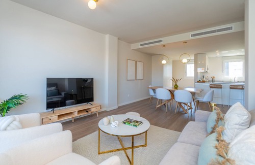 Estepona Apartamento | Esencia Marina Apartamentos A tan solo 800 mts. de la playa playa de Estepona.