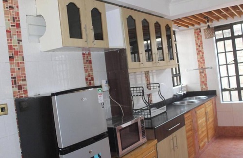 Embakasi Apartamento | Eshborns House both units