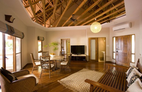 Tawala Hotel | Eskaya Beach Resort and Spa