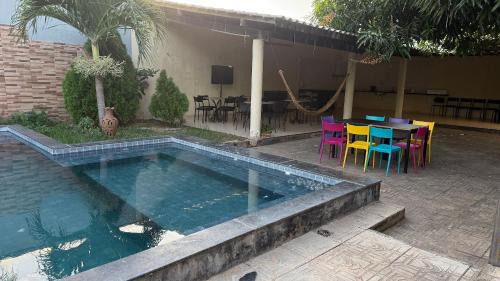 Parnaiba Casa | Espaçosa casa com Piscina para até 15 hóspedes
