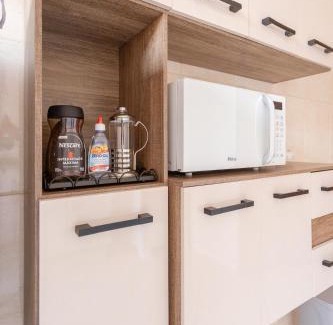 Regiao Urbana Homogenea X Apartamento | Espaçoso com 2 Quartos, bem tranquilo c/varanda!