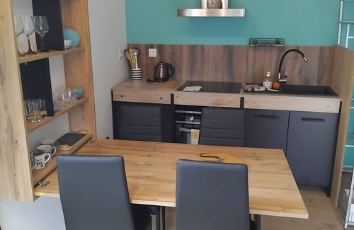 Saint-Clair-de-la-Tour Casa | ESPACE ATYPIQUE DETENTE BIEN-ETRE
