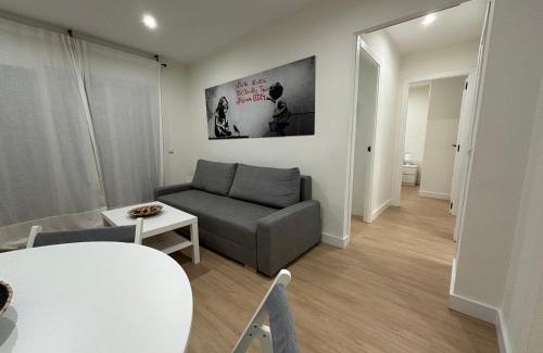Aranjuez Apartamento | Espacioso Apartamento Familiar con terraza en Aranjuez - Confort, Tranquilidad y Netflix Incluido