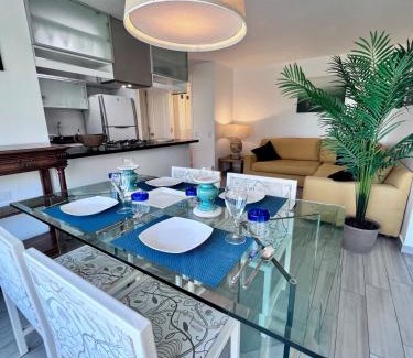 Apoquindo Apartamento | Espacioso y luminoso Depto