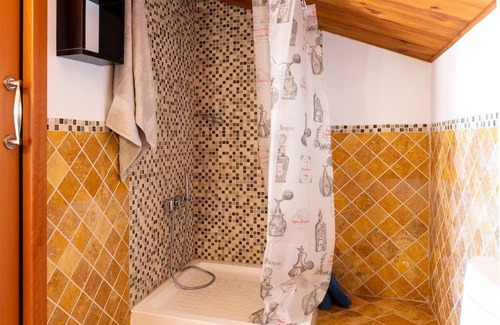 Valdelinares Apartamento | Espacioso y luminoso duplex con buhardilla