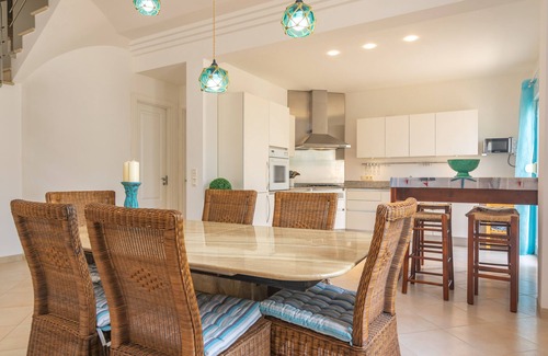 Sa Rapita Casa | ESPAIOSA - Casa con terraza en Sa Rapita. WiFi Gratis