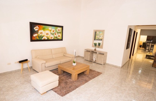 Cartago Casa | Espectacular Casa Familiar Para Grupos Grandes