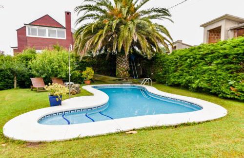 Escobedo Casa | Espectacular villa con piscina