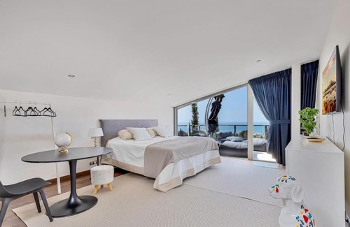 Benalmadena Villa | Espectacular Villa in Higueron
