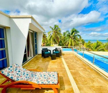 Covenas Apartamento | Espectaculares Cabañas y Habitaciones frente al mar