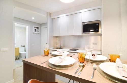 Barrio de La Latina Apartamento | Espléndido Apartamento en Cava Baja - La Latina