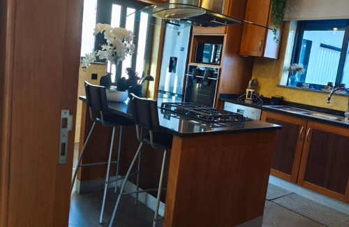 Marinhas Villa | Esposende Charming Villa With Garden