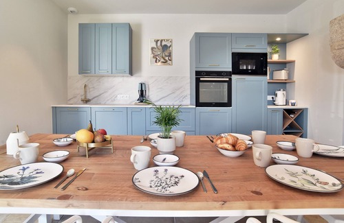 Lehon Casa | Esprit Famille - Grand Jardin