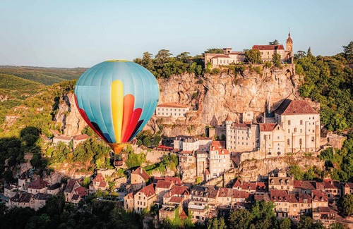Cahors Old Town Apartamento | Esprit Maison Anatole, Experience Cahors as if you were at home!